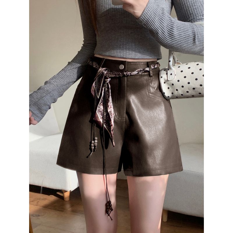 

Kumikumi Maillard Brown PU Leather High Waist Casual Pants Women s Autumn Easiest for Match Baggy Straight Trousers Shorts Coffee color does not send silk scarf L