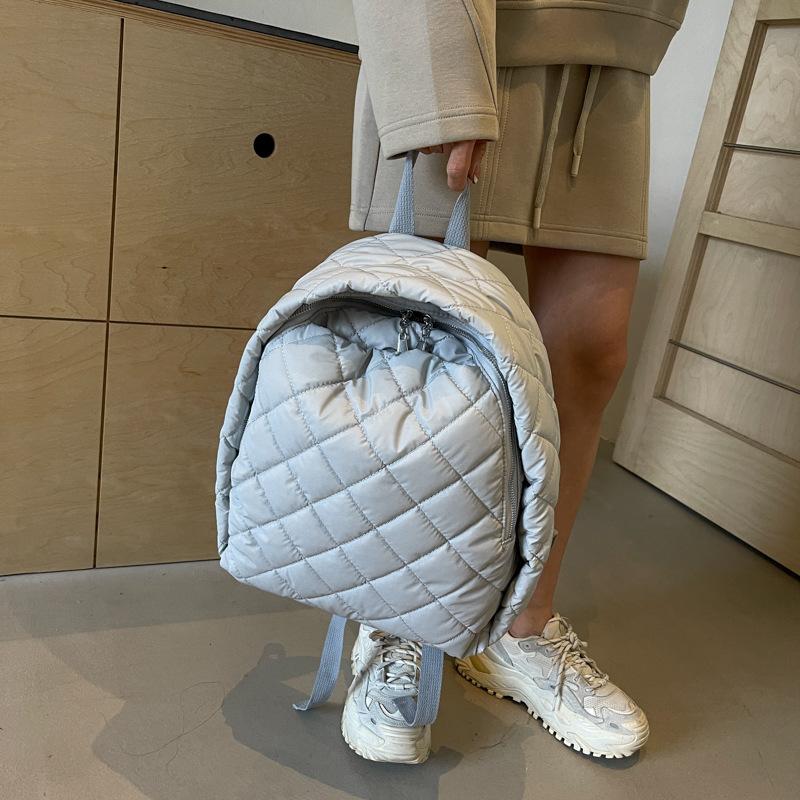 Schoolbag rhombus embroidered thread women's backpack 1011 new versatile travel bag fashionable backpack student class schoolbag