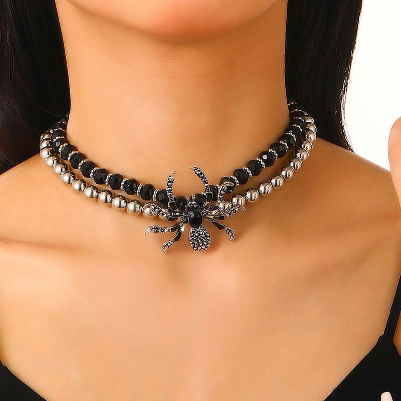 Punk Gothic Black Crystal Spider Bead Necklace Bracelet Set for Women Men Exaggerated Animal Handmade Necklace Halloween Jewelry