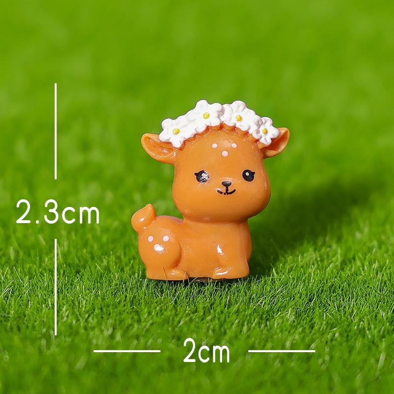 Micro-landscape Decorative Items, Simulated Deer Creative Car Home Desktop Resin Craft Decorative Small Ornaments Accessories