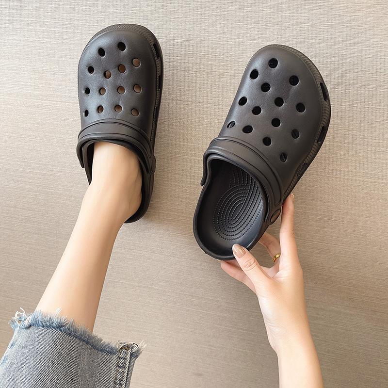Hole shoes women's non-slip year new lazy beach bag head semi-cool slippers women's summer wear