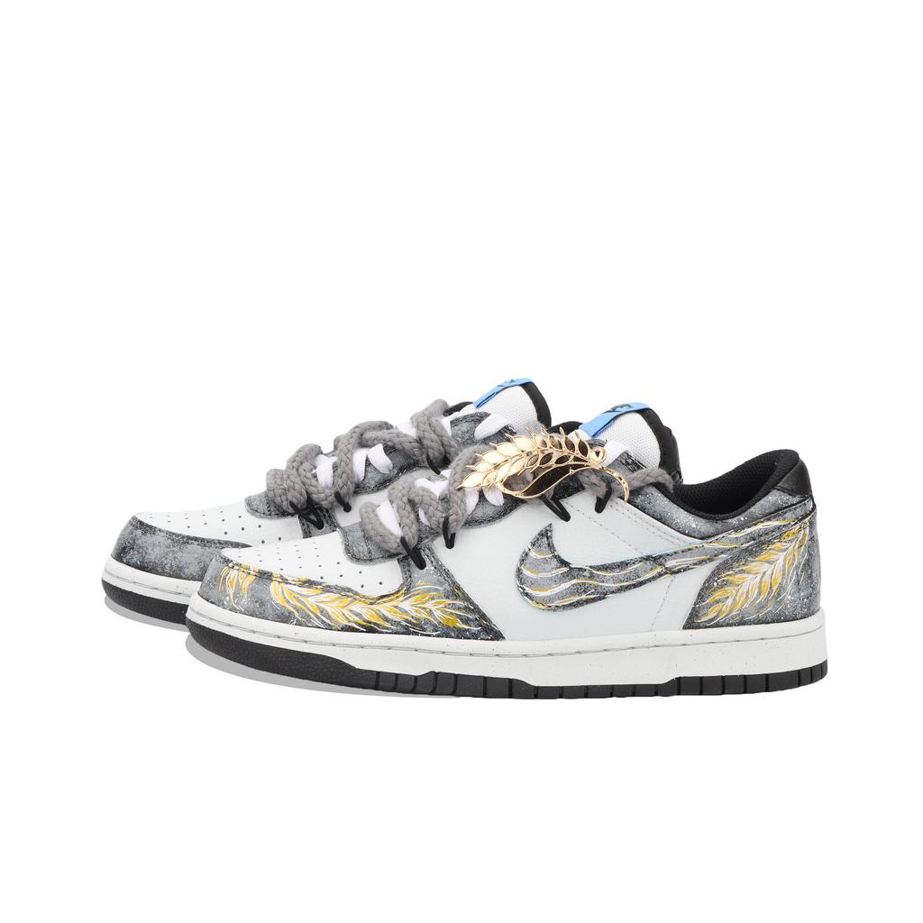 Nike Big Moonbathed In The River, Blowing Through The Wheat Fields Slip Resistant Abrasion Resistant Low Top 355152-107(Team724- )