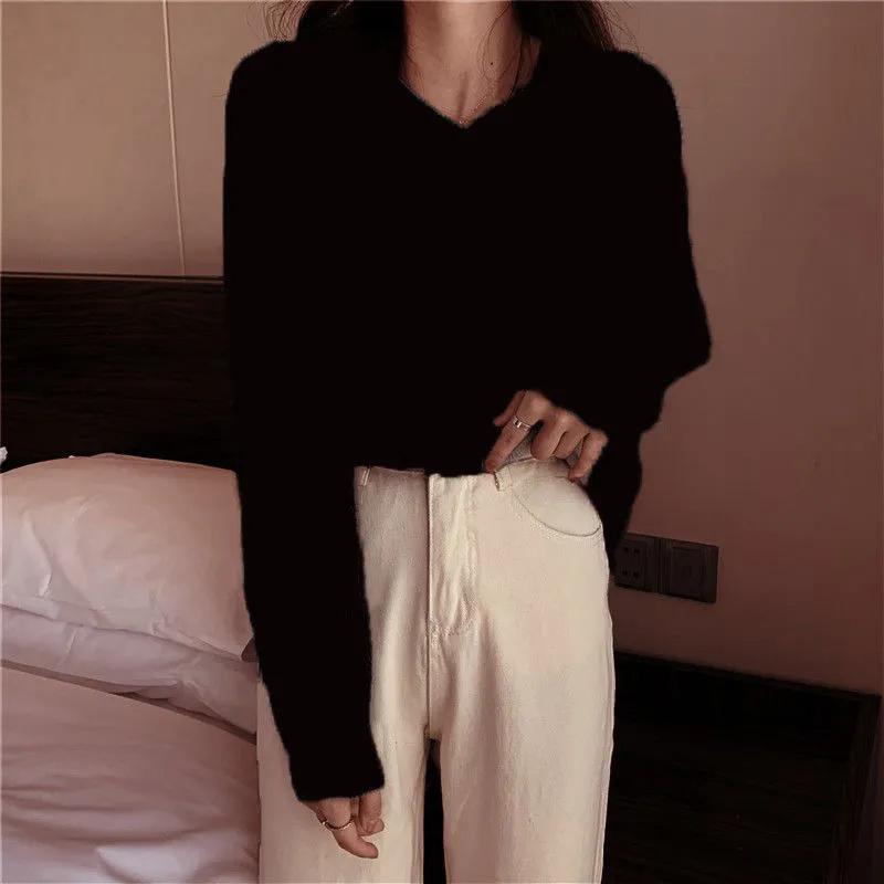 

Свитер женский осенний с v-образным вырезом, однотонный пуловер, внутренний вязаный свободный повседневный удобный топ S чёрный