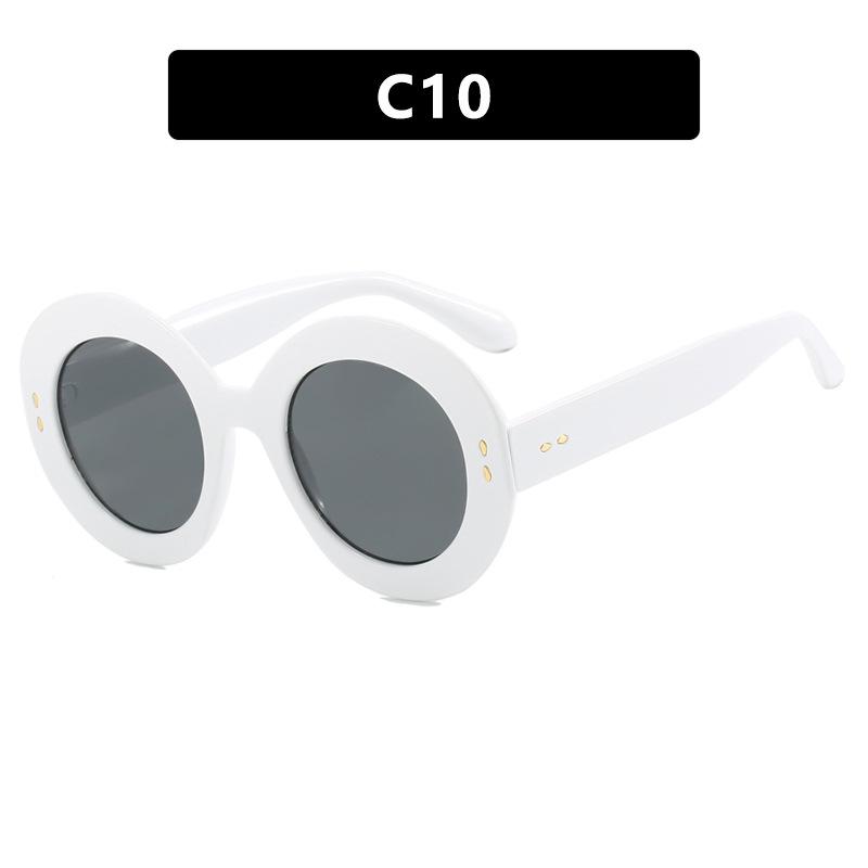 

Современный круглый большой плоский зеркальный каркас с рисовым гвоздем может быть оснащен персонализированной оправой очков от близорукости с защитой от синего света As shown in the picture