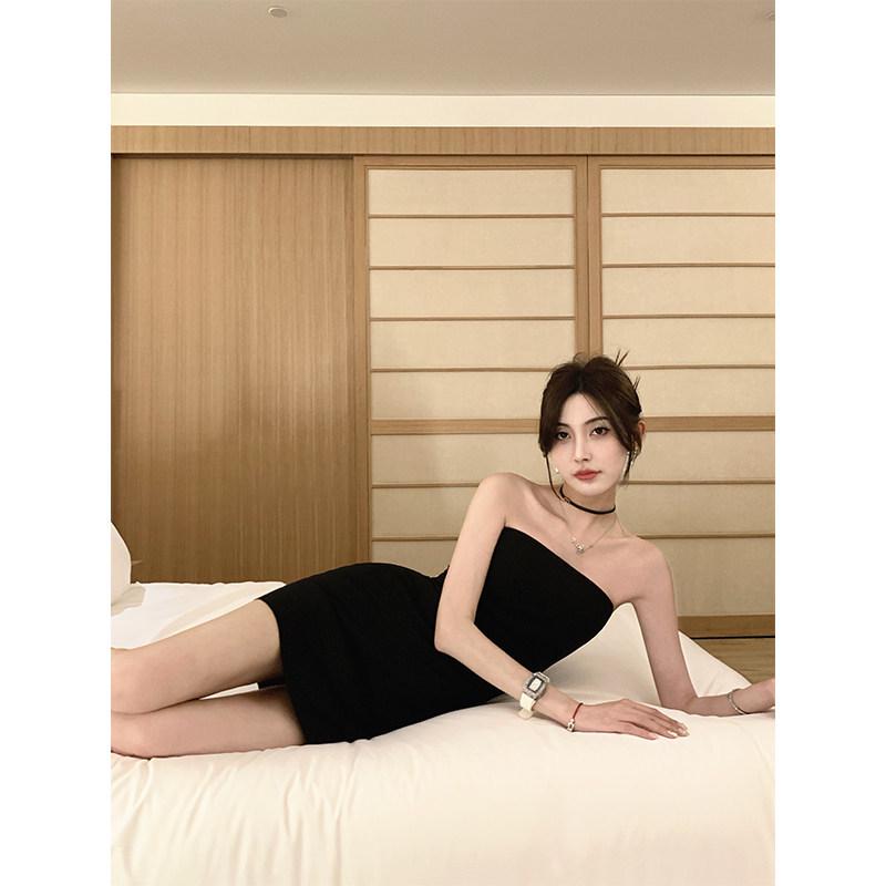 

Qian An an Black & White One-Shoulder Bandeau Dress - Sexy Short Evening Gown for Women XS