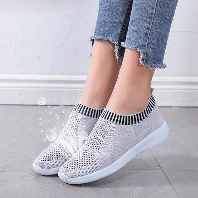 Sneakers Women Shoes 2026 Solid Color Round Toe Light Comfortable Breathable Casual Shoes Women Sneakers Socks Shoes Plus Size