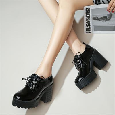 Moda Clásica con Cordones Para Mujer Negro Blanco Tacones Altos Bota Corta Plataforma Estilo Euro Zapatos de Mujer Otoño Primavera Punk Zapato de Tacón Alto