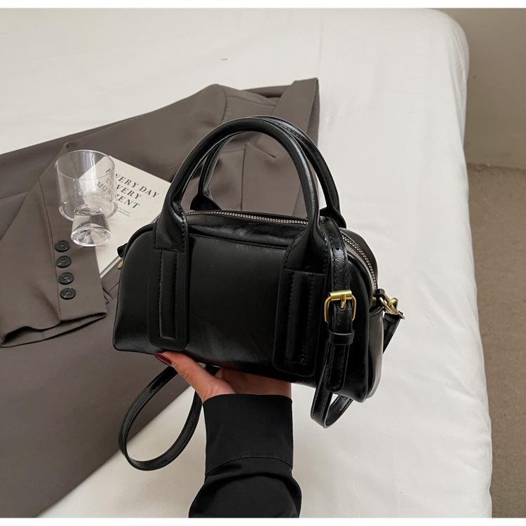 Boston Handbag Women's 2025 New Fashion Retro Handbag Niche Trend Versatile Shoulder Messenger Bag