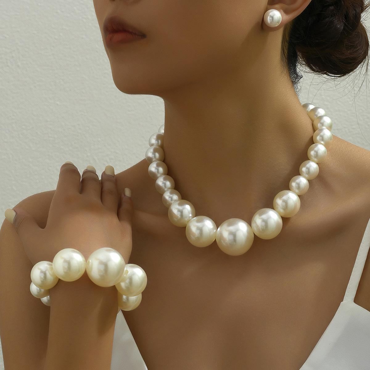 

ins temperament simple versatile stud earrings pearl bracelet chain set baroque collarbone chain bracelet ear jewelry