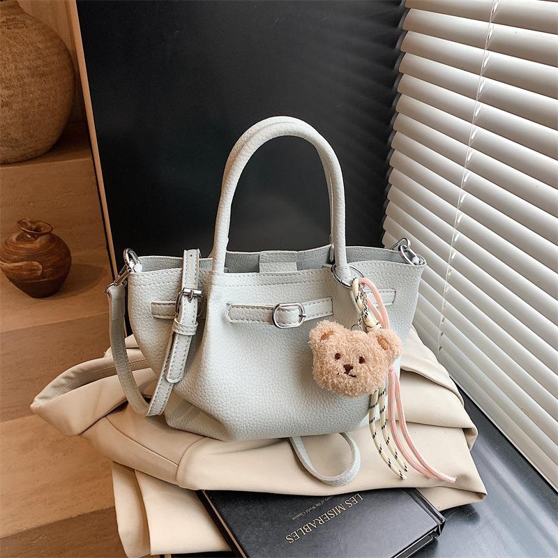 Foreign order premium sense bag women's large capacity 2025 new summer versatile messenger casual hand-held pleated bucket bag