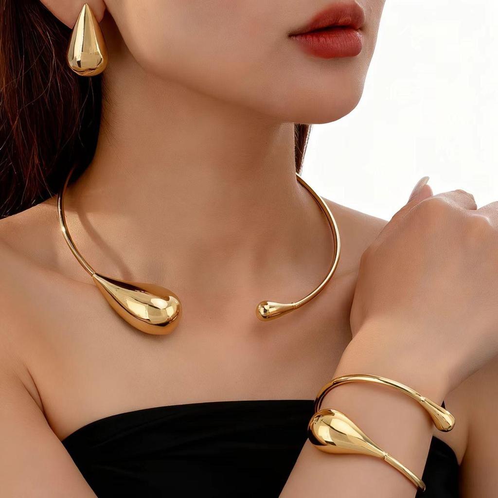 Fashionable Water Drop Textured Metal Necklace & Bracelet Set for Women