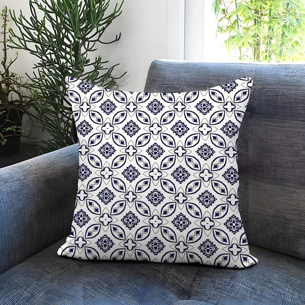 Bohemian Pattern Cushion Cover Comfortable Reversible Pillow Cover Ideal For Car Sofa Bedroom & Beyond