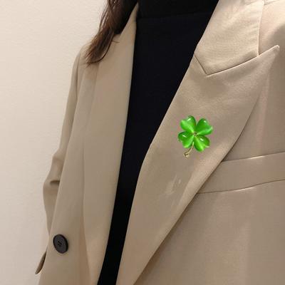 Clover Brooch Formal Clothes Collar Decoration Plant Brooch Clothes Jewelry Smooth Realistic Leaf Shape Anti-rust Lightweight Clothes Pin