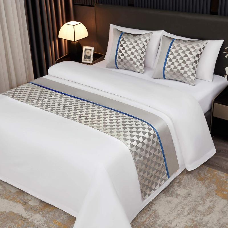 Light Luxury High-end Hotel Bed Flags Vintage Decorative Scarves Bedding Same Style Pillowcase European Style Wedding Room Home Decorat Bed Tail Towel