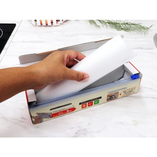 Kokubo Industries Cutting Board Sheets, Set of 2 (24cm Wide x 3m Long), Disposable, Durable, Thick Cutting Boards (Prevents Odors and Color Transfer),