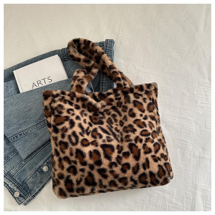 IELGY Ladies Underarm Bag Autumn Winter Plush Leopard Print Tote Bag Large Capacity Autumn Winter Cute Lazy Style