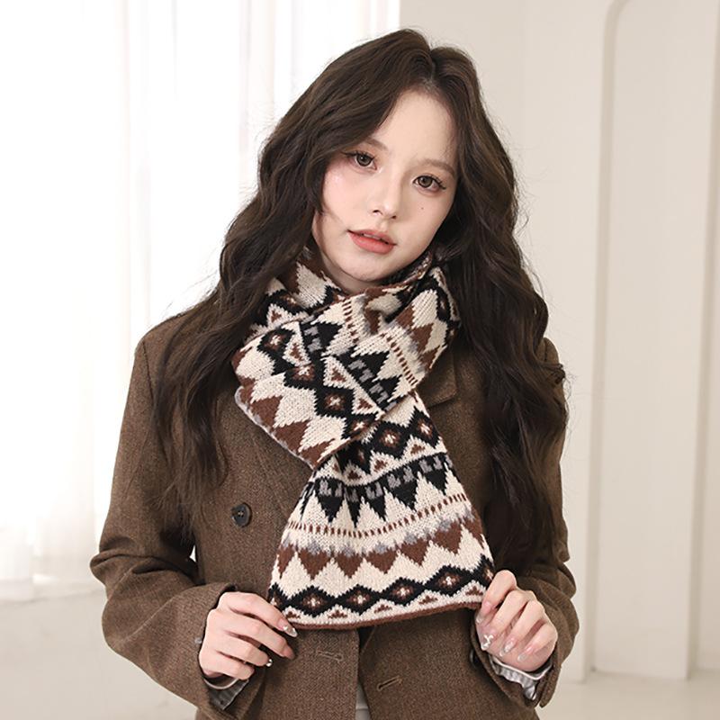 Winter Women'S Fair Island New Year Christmas Red Scarf Retro Versatile Warm Thick Knitted Cute Neck