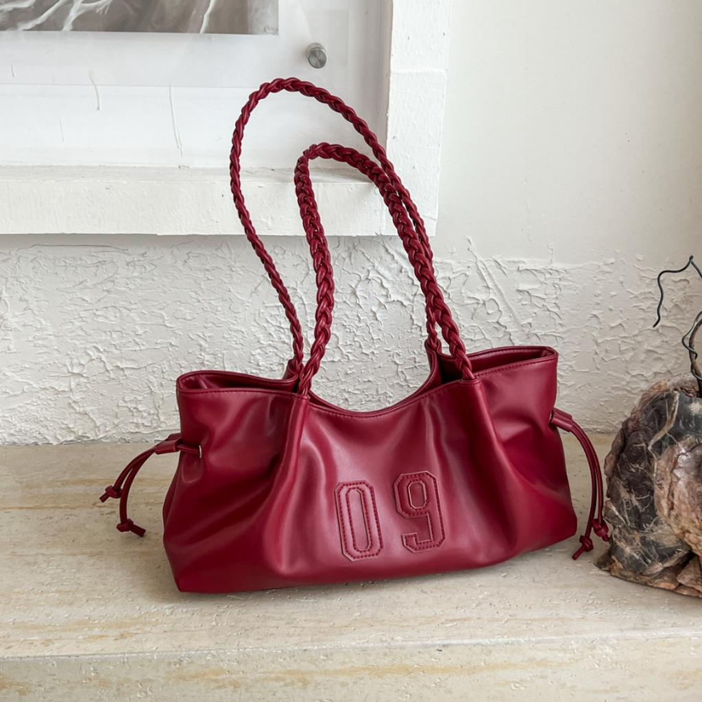 Simple Lady Casual Shoulder Bag with Large Capacity Underarm Tote Bag