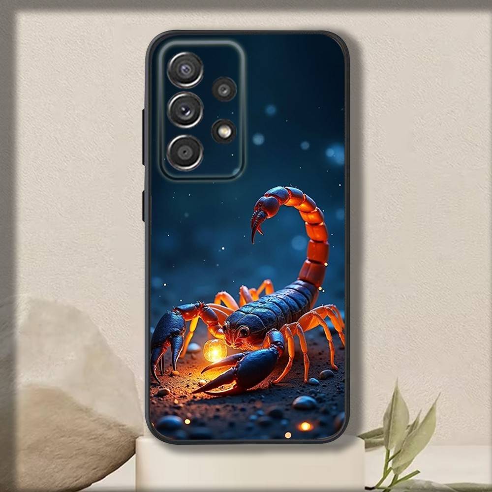 Animal Scorpion Phone Case For Samsung S 25,24,23,22,30,21,10,9,Ultra,Plus,Lite,FE,4,5 G Soft Black Case
