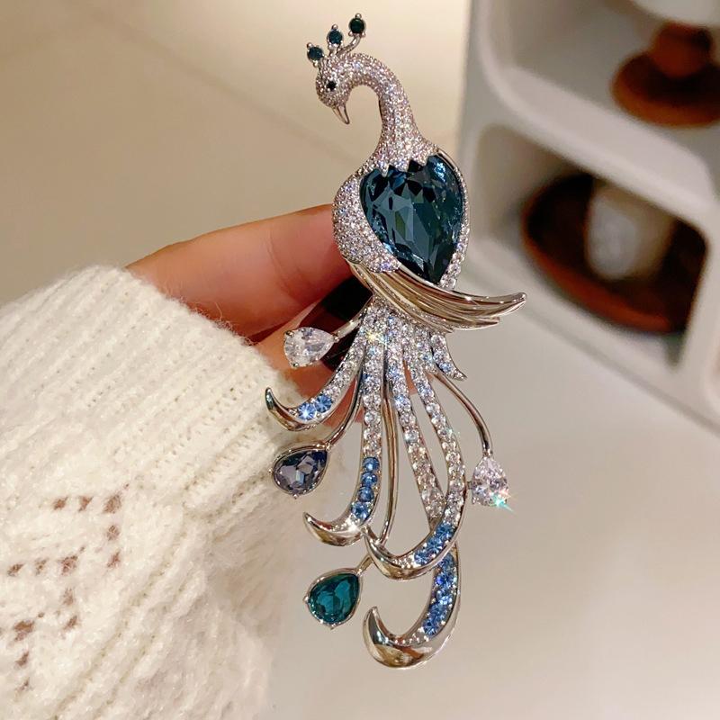 1Pcs Exquisite Peacock Rhinestone Brooch For Women Clothing Coat Accessories Gifts
