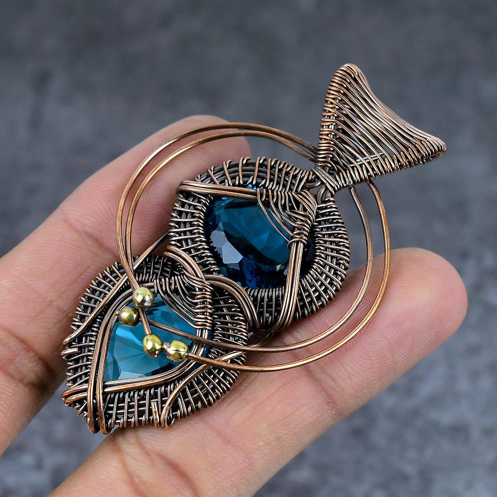 Niebieski Turmalin Ręcznie Robiony Miedziany Oplot Drutem Biżuteria Wisiorek 2,84" P8Y39