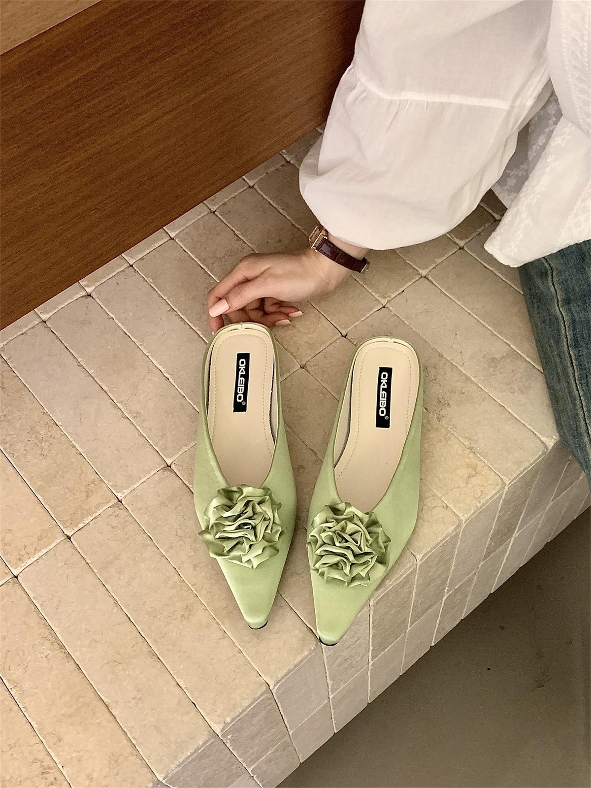 

Xiaoxiangfeng French Satin Pointed Head Bag Head Drag Summer Rose Fairy Wind Half-Pedal Slippers 39 зелений