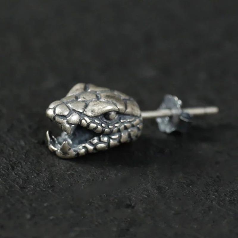 Retro Personalized Venomous Snake Stud Earrings Trendy Men's and Women's 3D Earrings Unique Simple Fashion Cute Ear Jewelry
