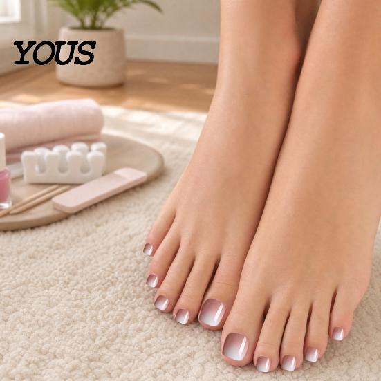 Stick-on Fake Toenails 120Pcs French Tip Press On for Women, Short Square Set Gel Nails, Reusable Removable Glue False Toe Nails DIY Pedicure