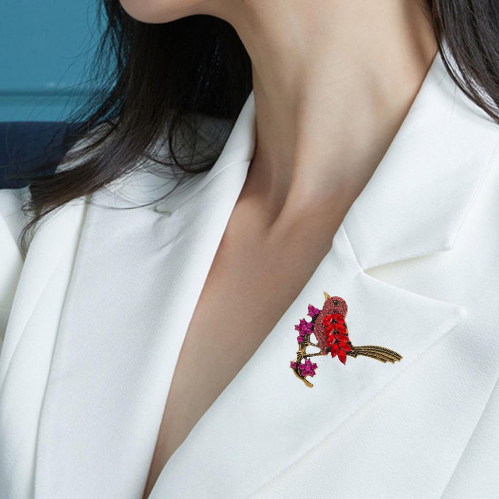 Yousheng Bird Shape Brooch Sparkling Faux Crystals Magpies Lapel Pin Retro Noble Bird Scarf Brooch Wedding Jewelry Gift