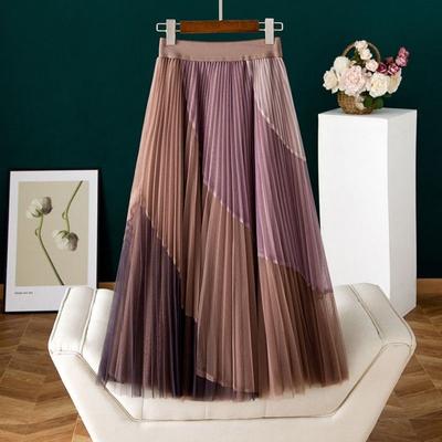 Ψηλόμεση και ψηφιακή εμπριμέ διχτυωτή φούστα με πιέτες και βολάν Γυναικείες φούστες