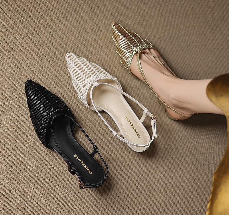 Krazing Pot Straw Weaving Mules Summer Size 42 Gold Color Thick Low Heels Women Women Pointed Toe Sandals