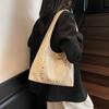 Retro Rivet Single Shoulder Armpit Bag, European and American Fashion Locomotive Bag, Oil Wax Skin, Simple Wasteland Wind, Large Capacity Tote Bag