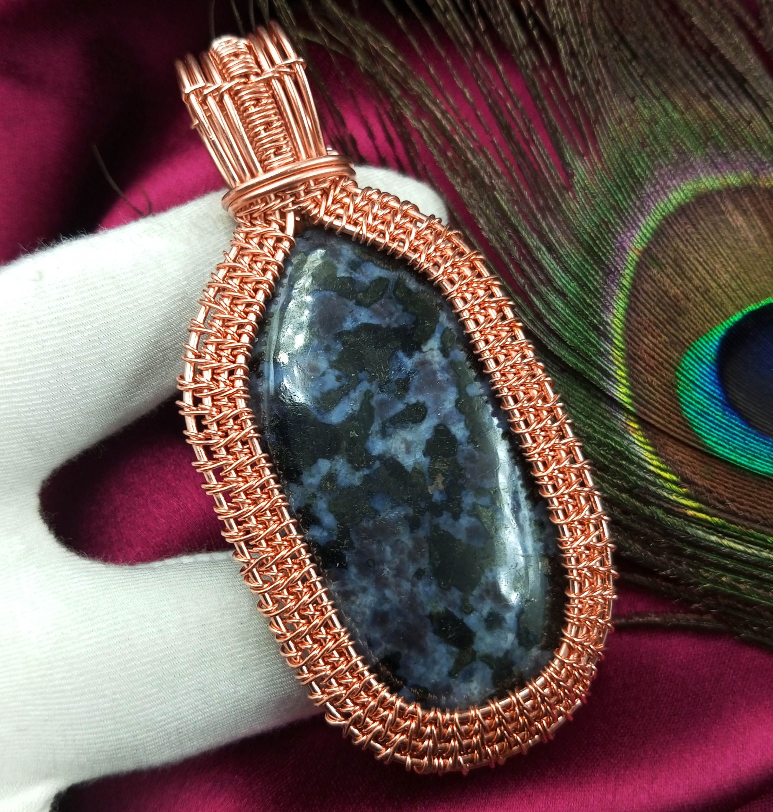 

Подвеска из медной проволоки Gabru Jasper Gemstone ручной работы HCWP-W51