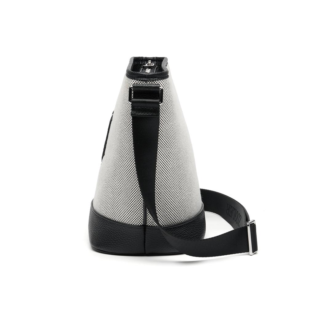 Unique Waterproof Shoulder Bag for Women Oxford Material Black Crossbody Bags Functional Travel Use Casual