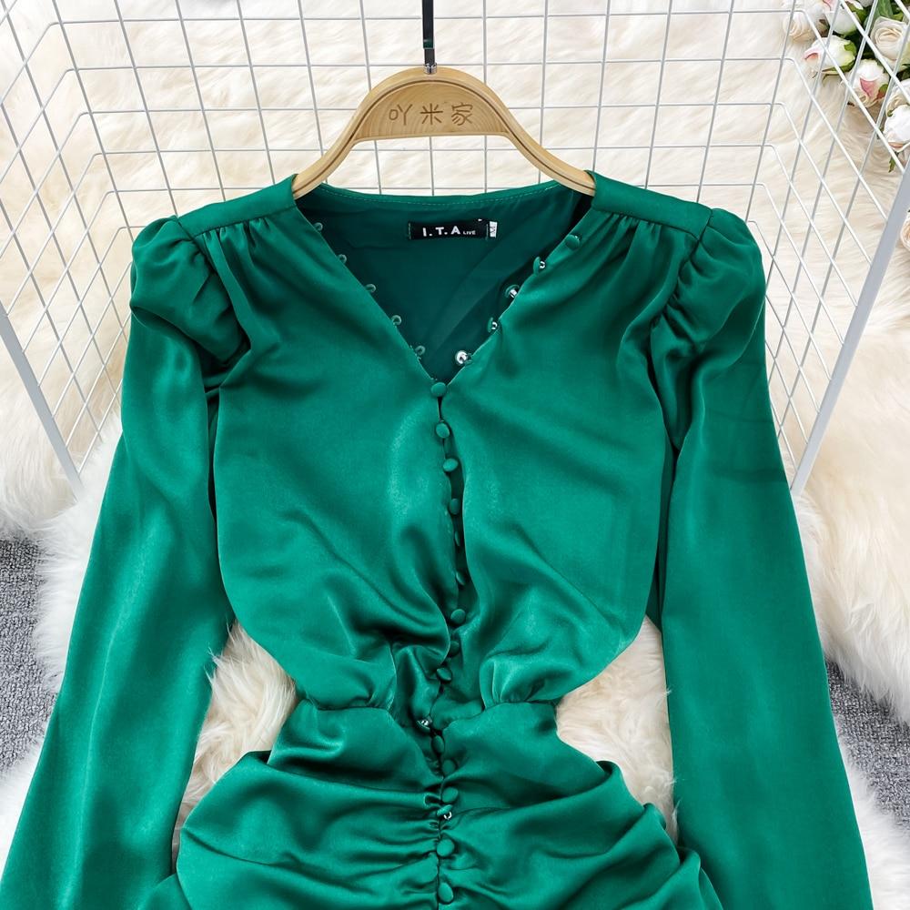 RUGOD High Quality Sexy V-neck Dress Spring 2025 New Slim Slim Pleated Ruffle Hip Wrap Short Dress Single-breasted