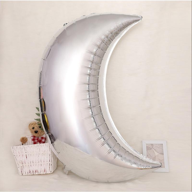 

A 36-inch silver moon-shaped aluminum film balloon, suitable for birthday party decoration and festival celebrations серебряный