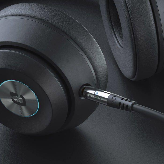 Sonero - S-AC510-015 - (R) premium cable audio avec 1x fiche 90, jack 3,5 mm, 1,50 m, contacts plaques or, noir