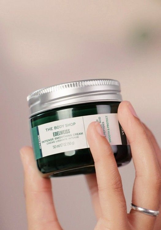 The Body Shop Edelweiss Intensywnie Wygładzający Krem na Dzień - 50ML