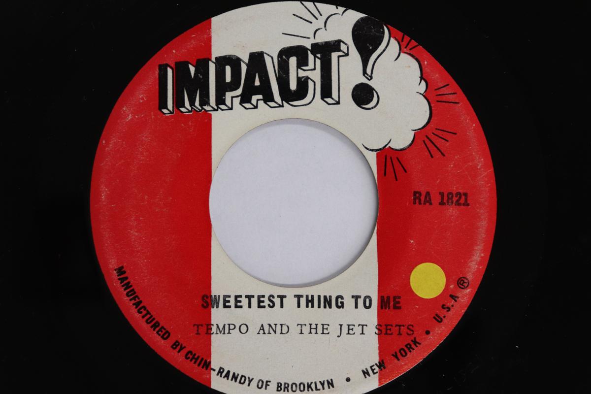

7inch Record TEMPO, JET SETS - Sweetest Thing To Me / Look Money RA1821 IMPACT US Reggae, Ska & Dub Used