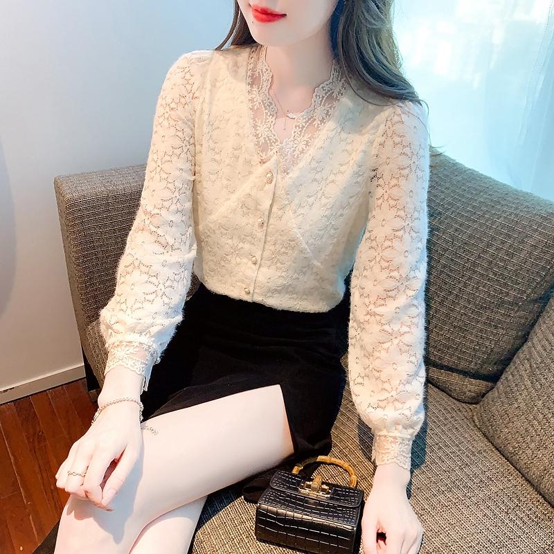 Mode Neu 2024 Herbst Winter Langarm V-Ausschnitt Aprikosenfarben Samt Spitze Bluse Hemd Damen Oberteile Blusen Hemden J768