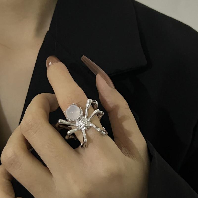 Ring For Women Gothic Punk Vintage Spider Ring Exaggeration Animal Finger Men's Adjust Hiphop Party Halloween Jewelry Decoration