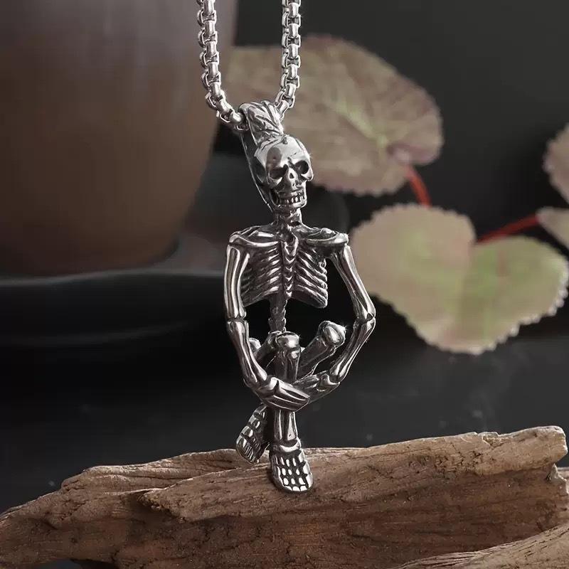 Punkowy Styl Ukarany Mężczyzna Czaszka Wisiorek Naszyjnik Dla Mężczyzn Vintage Spersonalizowany Naszyjnik Akcesoria Biżuteria na Imprezę Prezenty na Halloween