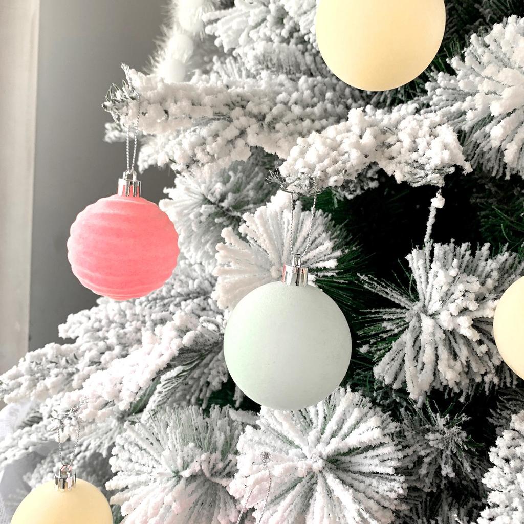 Buntes 6cm Unregelmäßiges Samt Beflocktes Weihnachtsschmuck Set (16 Stück)