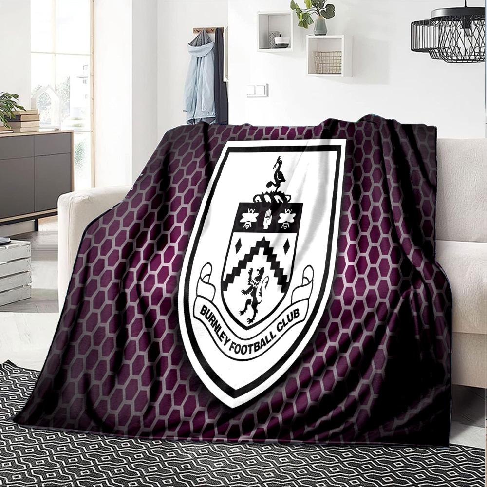 Football Club Burnley Flannel Blanket, Soft Polyester, Modern Design, All-Season for Camping, Travel, Gifts for holidays or birthdays