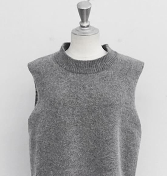 

Жилетка трикотажная для женщин фирмы RUGOD L серый