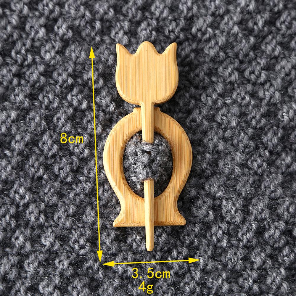 New Wooden Animal Pattern Brooch Pin - A Unique Gift