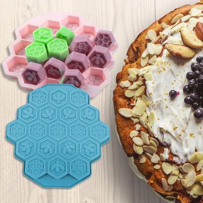 Attraktive Leicht zu Entformen 19 Fächer Eiswürfelform Exquisites Bienendesign zur Herstellung von Barzubehör