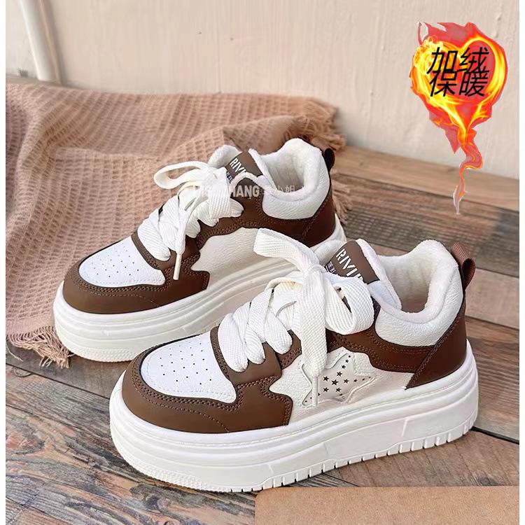 Internet Celebrity White Shoes Women's Winter Velvet High-top Platform Versatile Board Shoes 2025 New Versatile Niche Warm Cotton Shoes