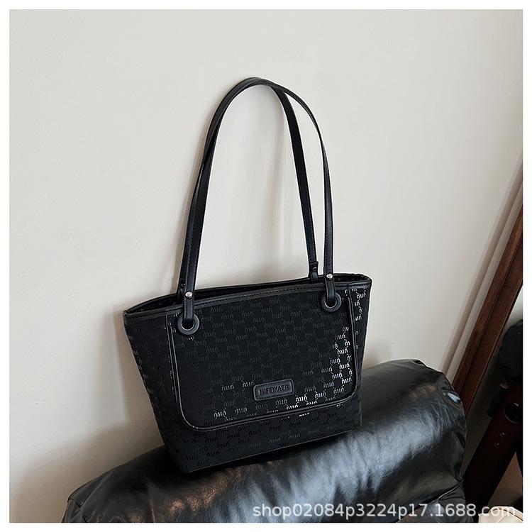 2025 new simple large capacity trend versatile fashion commuter women tote bag portable shoulder bag