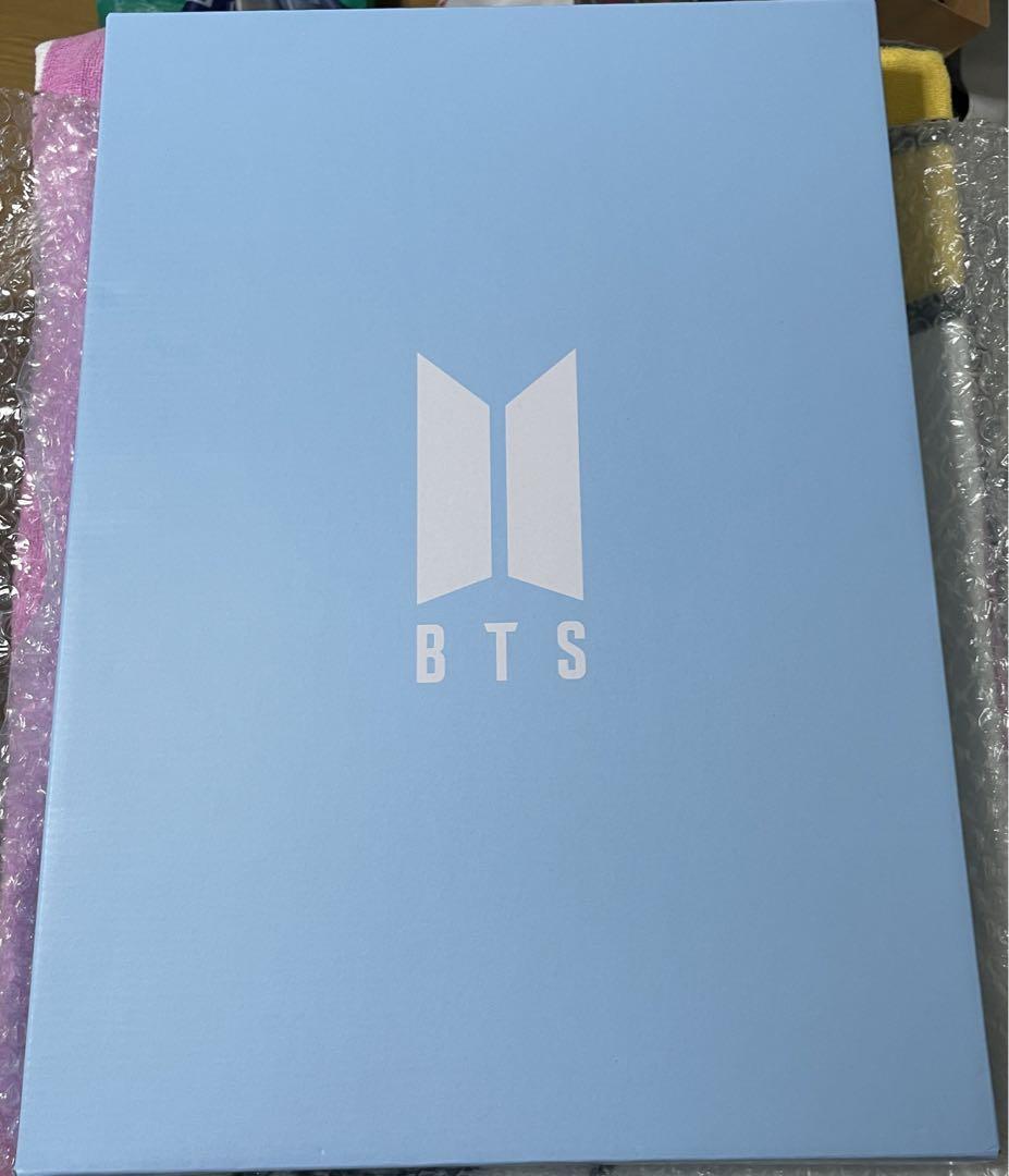 

[Б/В] BTS MERCH BOX 4